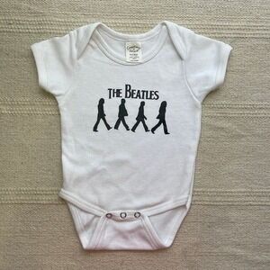 White Handmade Onesie, Size 0-3 Months‎
